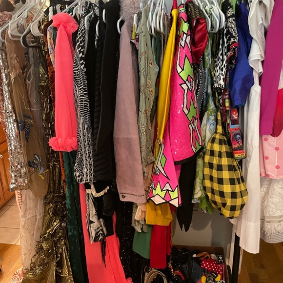 Photography Props Galore! Dresses, Gowns! - Picture 5 of 16